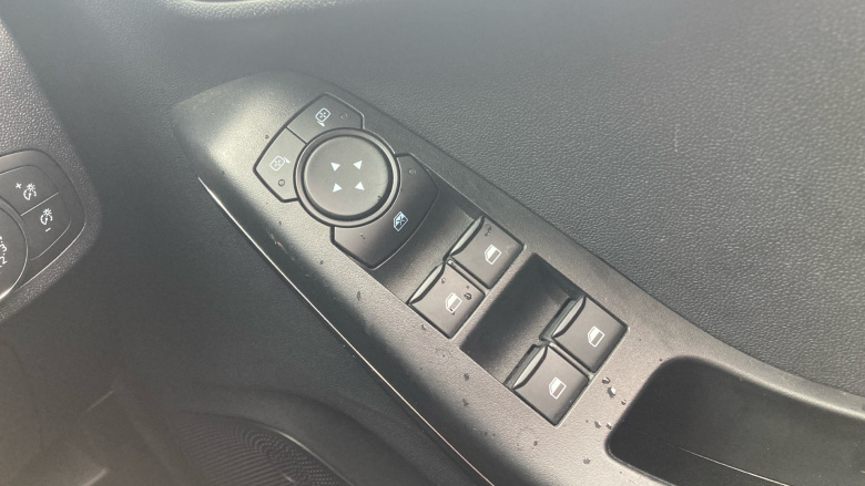 Ford Fiesta 1.0 EcoBoost Titanium 5dr Petrol Hatchback